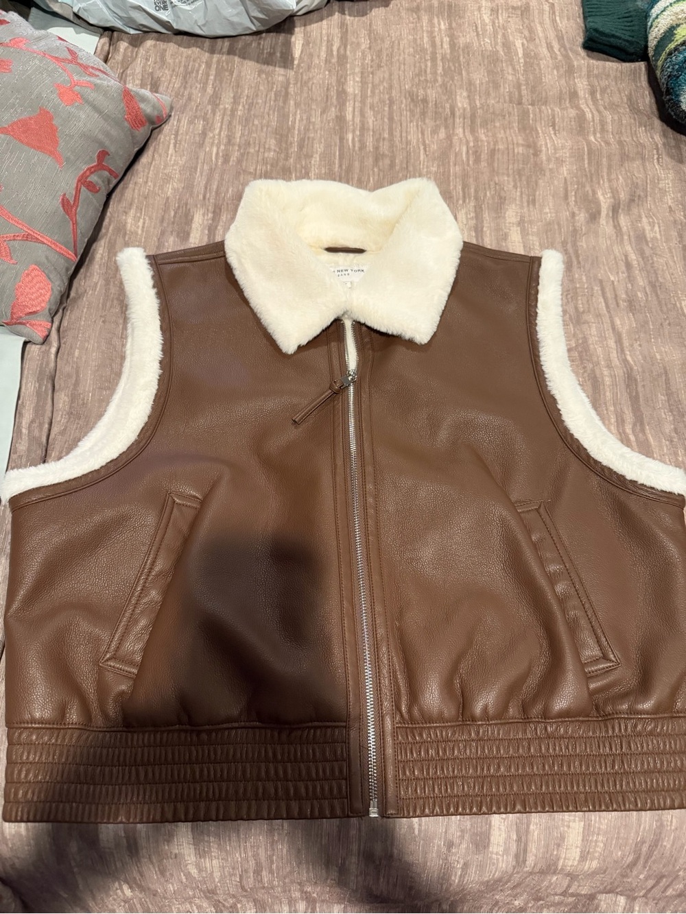 Women’s Brown Leather Sherpa Lined Vest